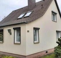 Einfamilienhaus - 239.000,00&nbsp;EUR Kaufpreis, ca.&nbsp; 100,00&nbsp;m&sup2; in Bad Dürrenberg (PLZ: 06231)