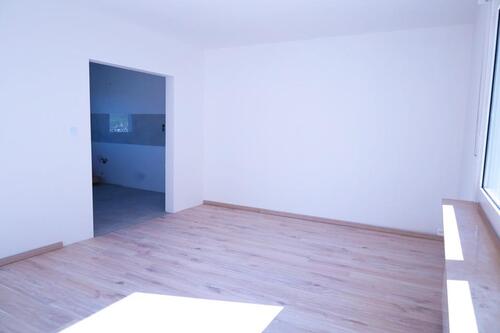 Foto - 60 m² frisch renovierte 3 Zimmer Wohnung in Toplage