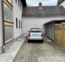 Großzügiger Stellplatz in ruhiger Innenhoflage – Bezirksstraße - Unterschleißheim