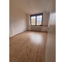 Helle 2-Raum-Wohnung mit Aufzug - Thalheim/Erzgebirge