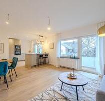 *Erstbezug nach Sanierung* Helle 3 Zi.-Whg mit neuer EBK und Balkon - Freiburg im Breisgau Munzingen