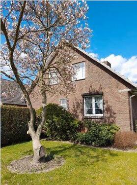 Foto - Helle Wohnung mit Terrasse in ruhiger, zentraler Lage von Borstel