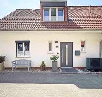 Moderne Doppelhaushälfte mit Wärmepumpe Bremen-Sodenmat