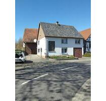 Familienhaus mit Scheune und Garten in 36320 Kirtorf Alsfeld 11km