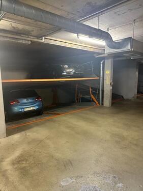 Foto - Tiefgaragenstellplatz (Duplex, oben)• Nähe Bahnhof