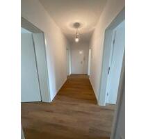 KR an CS 24.11 MV zum 16.12 Frisch sanierte 3-Zimmer Wohnung in Düsseldorf Reisholz