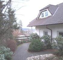 Modernes Zweifamilienhaus, Mietobjekt, 1,2 km zum Zentrum - Bergneustadt