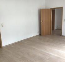 Sehr große 3-Raum-Wohnung zentrumsnah in Aue H43R zvm - Aue-Bad Schlema