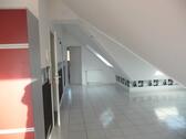 Foto - Dachgeschoßwohnung mit 100,00 m&sup2; in Niederaula zur Miete