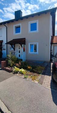Foto - Gepflegte Doppelhaushälfte mit Wintergarten und Garage
