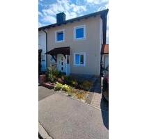 Gepflegte Doppelhaushälfte mit Wintergarten und Garage - Simbach am Inn