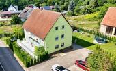 Foto - Moderne 4 Zimmer Wohnung mit offener Küche, Balkon und Stellplatz