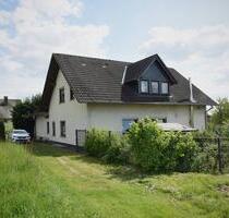 Lichtdurchflutete Wohnung mit offenem Wohn-Koch- & Essbereich - Schieder-Schwalenberg