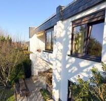 Familiendomizil mit wunderschönem Garten und Blicklage! - Bad Soden am Taunus