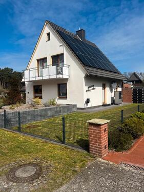 Foto - Modernisiertes gepflegtes Einfamilienhaus