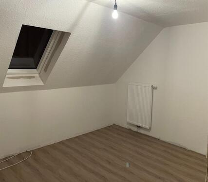 Foto - Gemütliches 2 Familienhaus-177qm -Balkon-Terassse-Garten-