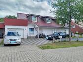 Foto - Provisionsfrei Zweifamilienhaus mit Garten, Terrasse und Garage