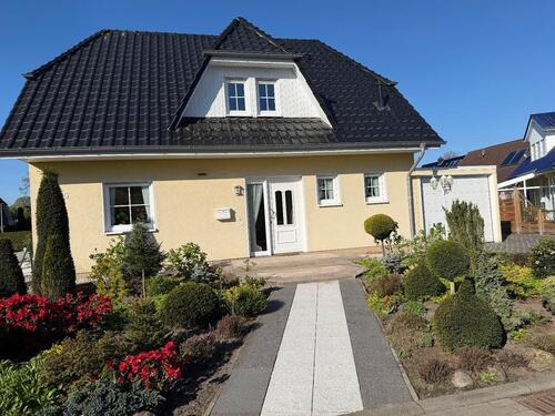 Foto - GROßZÜGIGES KFW 40 EFH MIT TERRASSSE UND GARTEN IN BAD ZWISCHENA