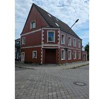 4 Familenhaus , Handwerkerhaus - 225.000,00&nbsp;EUR Kaufpreis, ca.&nbsp; 200,00&nbsp;m&sup2; in Friedrichstadt (PLZ: 25840)