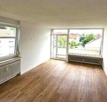 Helle 2-Zimmer-Wohnung mit Balkon und Einbauküche inkl. Geräte - Bielefeld Brackwede