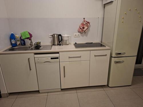 Foto - Studio vermieten - 720,00&nbsp;EUR Kaltmiete, ca.&nbsp; 27,00&nbsp;m&sup2;