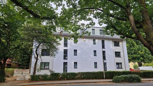 Foto - Wohnen am Festplatz! Schöne, komplett modernisierte 2 Zimmer-Wohnung im Dachgeschoss