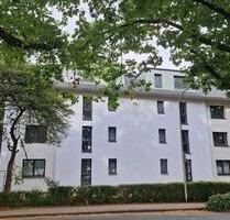 Wohnen am Festplatz! Schöne, komplett modernisierte 2 Zimmer-Wohnung im Dachgeschoss - Stadthagen