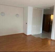 Zweizimmerwohnung in Rüsselsheim mit Garage - Groß-Gerau