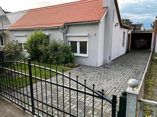 Foto - Privat Doppelhaushälfte mit Garten, Garage, Wintergarten