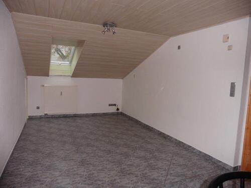 Foto - Dachgeschoßwohnung in Bischofsheim in der Rhön zur Miete