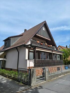 Foto - Moderne 3-Zimmer-Wohnung mit Balkon, Garage & Gartenmitbenutzung