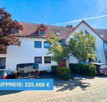 Zentrale, ruhige, 2 Zimmer Dachgeschosswohnung Budenheim (2 ZKB)