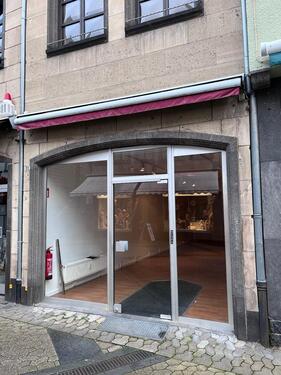 Foto - Zentrale Laden- oder Bürofläche in Mayen zu vermieten