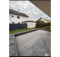 Geräumige 4 Zimmer Wohnung - 1.200,00&nbsp;EUR Kaltmiete, ca.&nbsp; 100,00&nbsp;m&sup2; in Reilingen (PLZ: 68799)