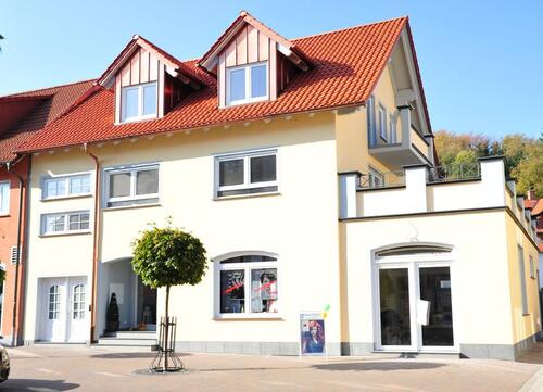 Foto - Tolle Wohlfühl-Wohnung, 3-Zi, 111 qm, EBK, riesige Balkonterrasse