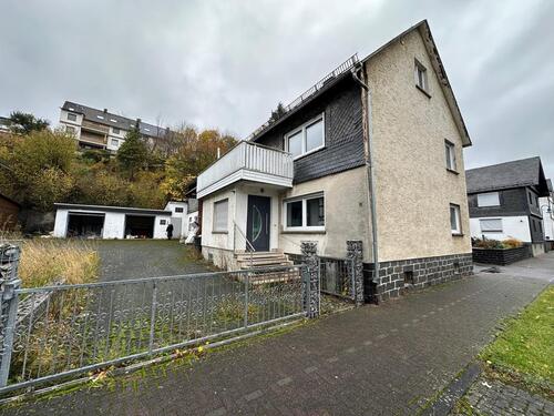 Foto - 5 Zimmer Einfamilienhaus zum Kaufen in Breidenbach