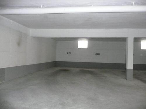 Foto - Tiefgaragenstellplatz in Bad Soden zu vermieten