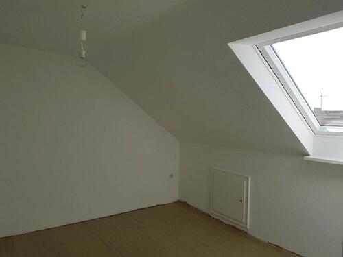 Foto - Dachgeschoßwohnung in Wilhelmshaven zur Miete