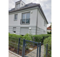 Neue und hochwertige kleinere Wohnung (sofort beziehbar) - München Pasing-Obermenzing