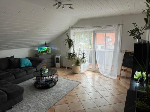 Foto - 3-Zimmer Dachgeschoss Wohnung - Ortsteil Geinsheim