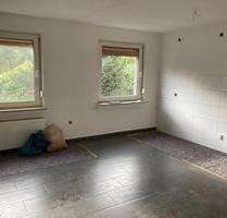 Große, helle Wohnung mit großer Küche und 2. WC - renoviert - Duisburg Laar