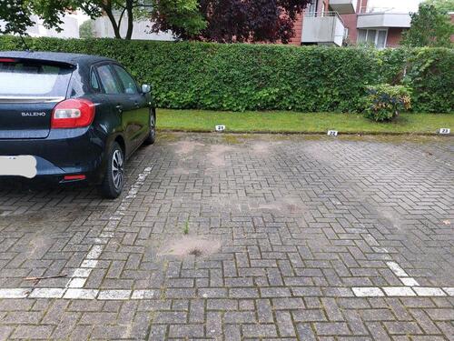 Foto - Außenparkplatz zu vermieten - 40,00 EUR Miete,