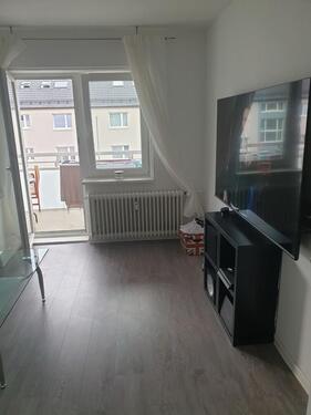 Foto - Voll möblierte 2-Zimmer-Wohnung mit Balkon gute Anbindung nach HH