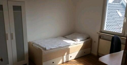 Foto - Zimmer in Gießen - 350,00 EUR Kaltmiete, ca.  20,00 m²
