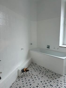 Foto - Renovierte 2-Zimmer-Wohnung mit Balkon