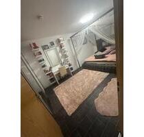 2-Zimmer-Wohnung mit großem Balkon – ca. 65 m² zu vermieten - Fürth Südstadt