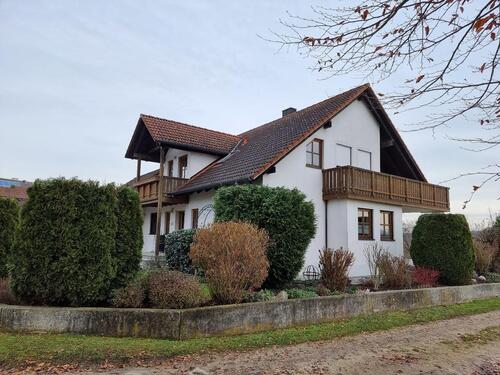 Foto - 8 Zimmer Mehrfamilienhaus, Wohnhaus zum Kaufen in Geisenfeld