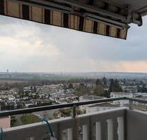 Privatverkauf: 2,5-Zi. Wohnung mit Balkon, TG & Aufzug - Bietigheim-Bissingen