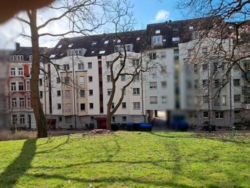 Foto - Helle Drei-Zimmer-Stadtwohnung mit Balkon und Tiefgarage