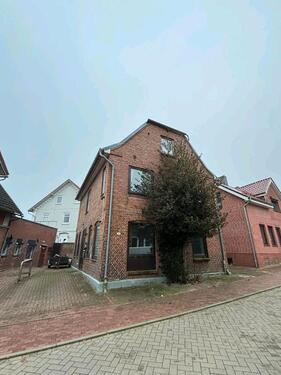 Foto - 3 Familien Haus - 159.000,00&nbsp;EUR Kaufpreis, ca.&nbsp; 180,00&nbsp;m&sup2;